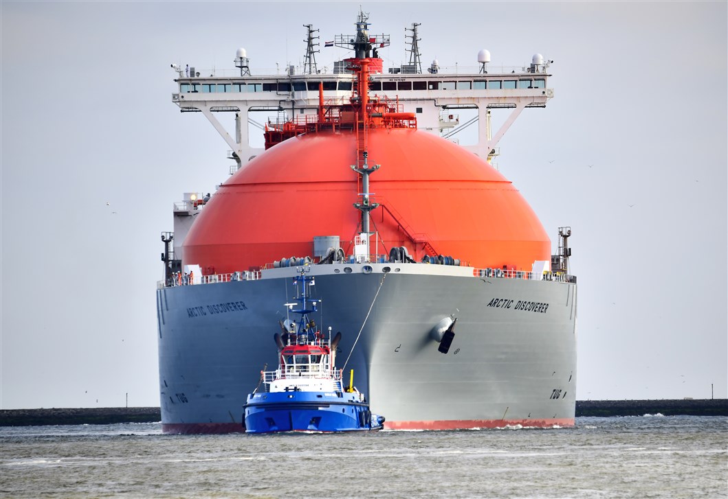 Shipping Finance and Risk Management